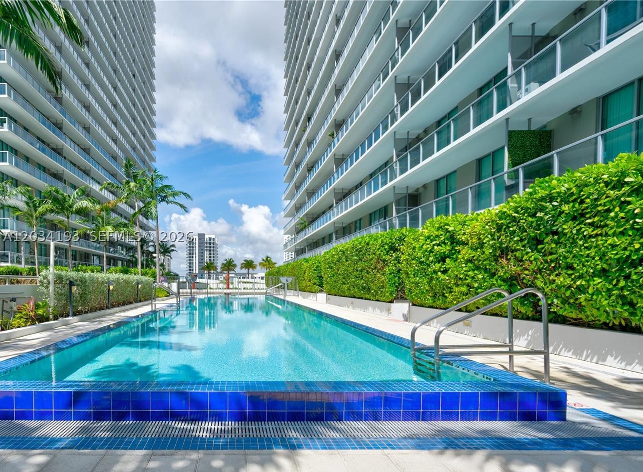 image Axis on Brickell South18
