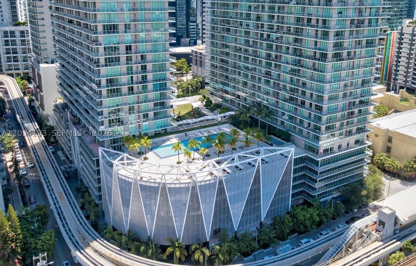 image Axis on Brickell South19