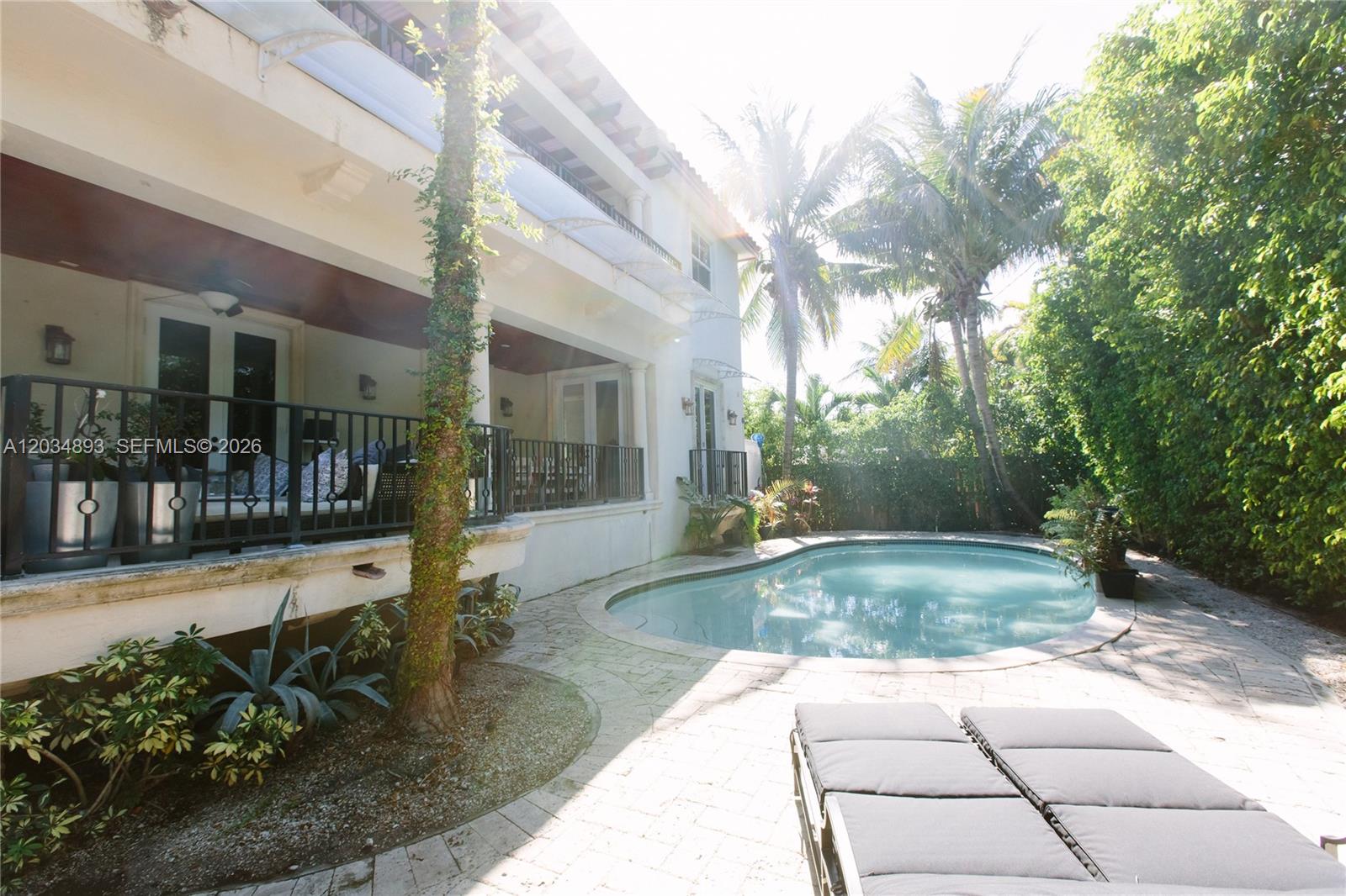 335 W Enid Key Biscayne, FL 33149