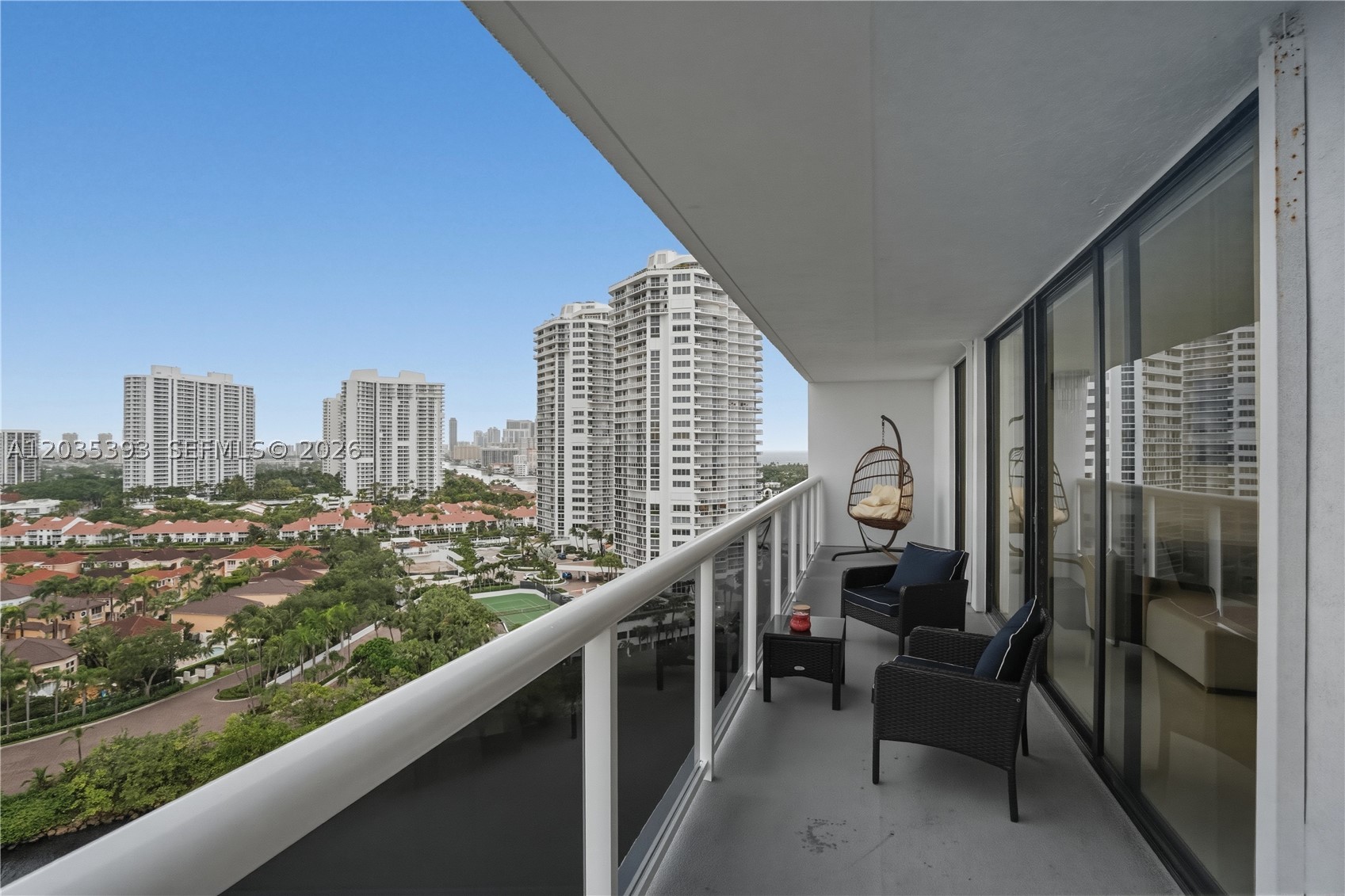 20505 E Country Clb Dr #1739
