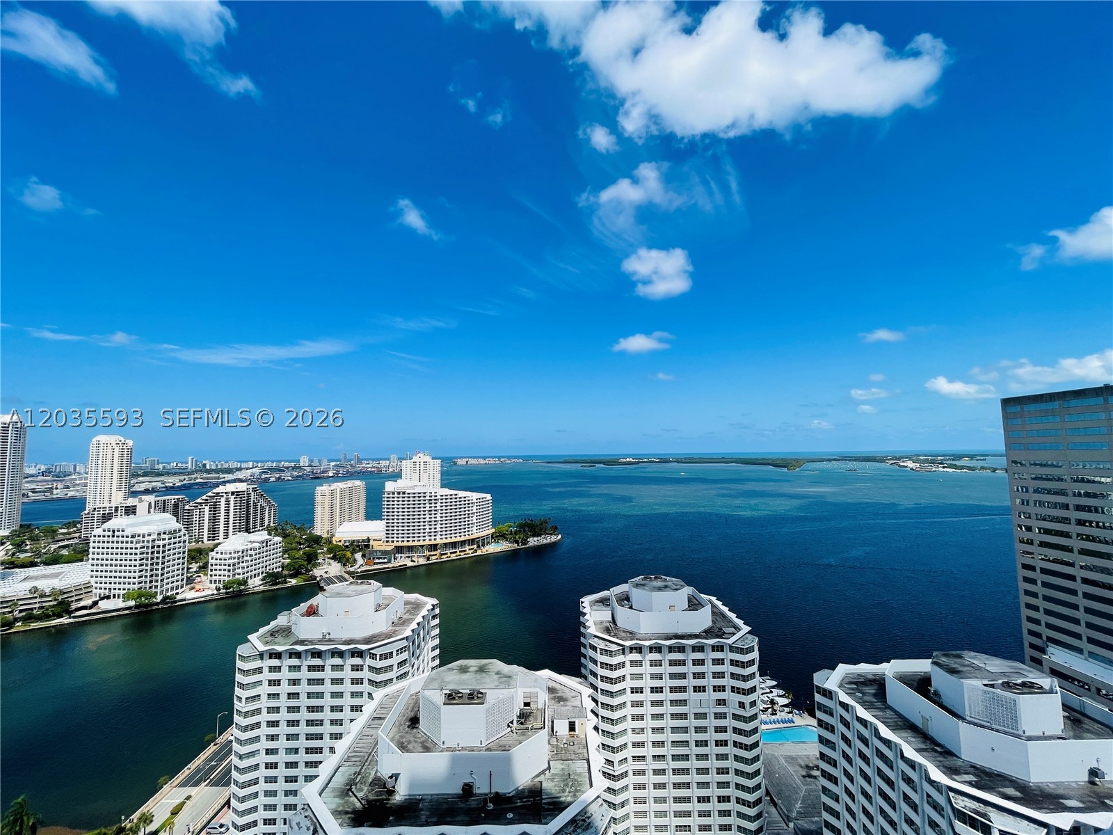 image The Plaza on Brickell East24