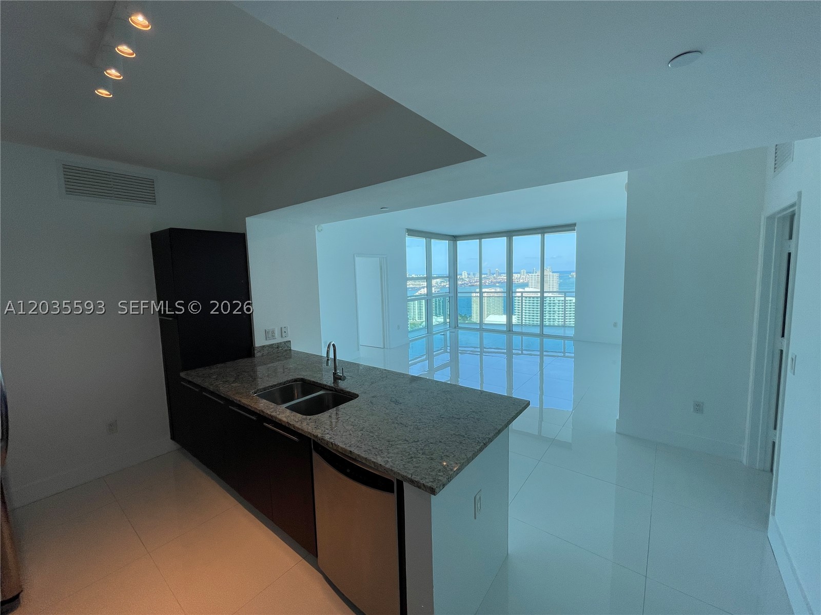 image The Plaza on Brickell East2