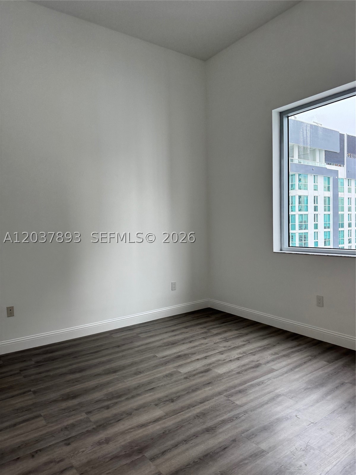image 1060 Brickell - 106010