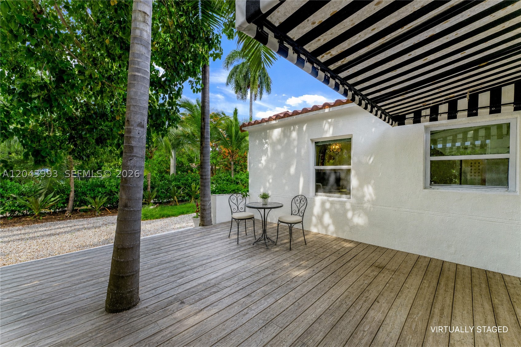 1110 NW North Riv Dr Miami, FL 33136