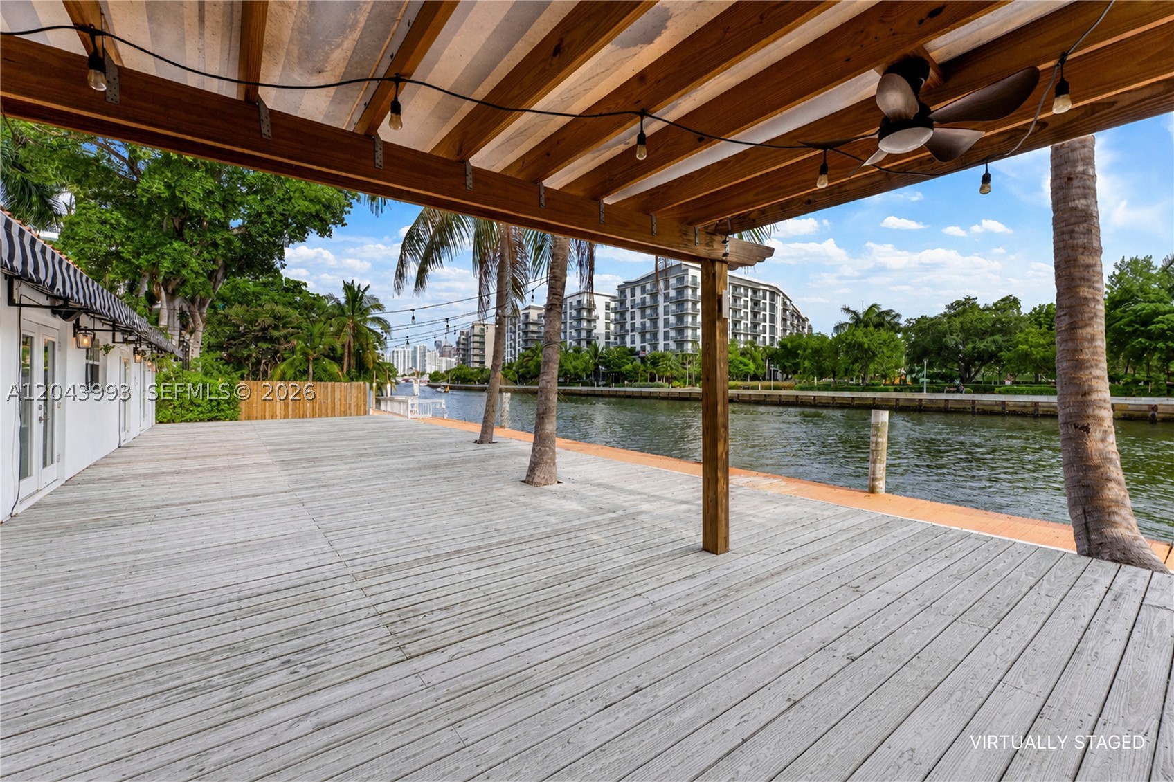 1110 NW North Riv Dr Miami, FL 33136