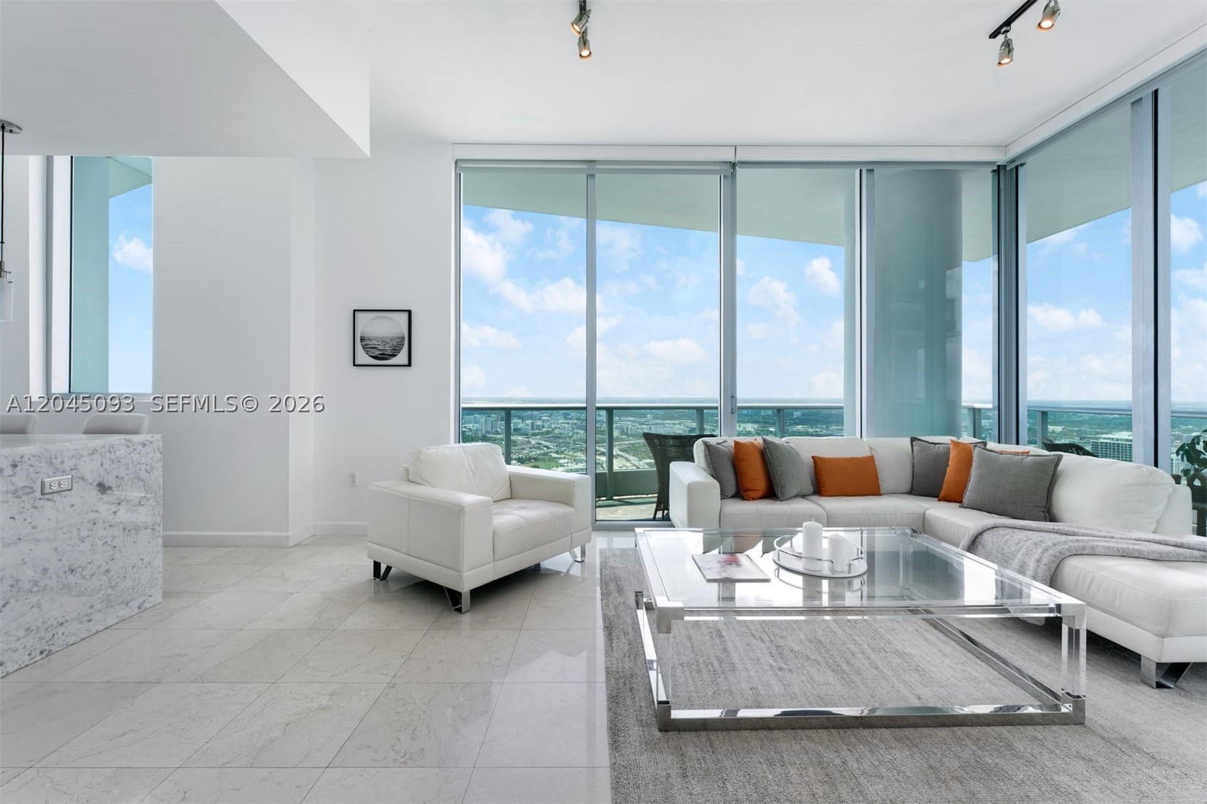 image 900 Biscayne Bay0