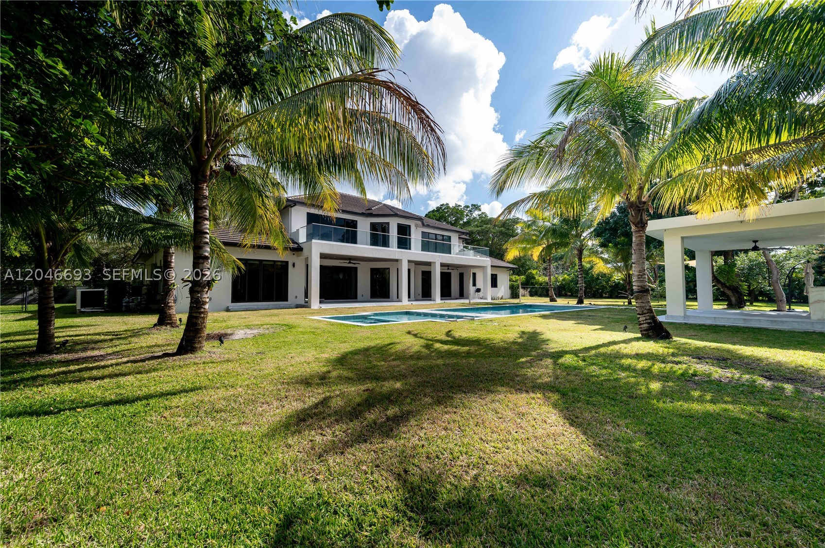 11200 SW 60th Ave Pinecrest, FL 33156