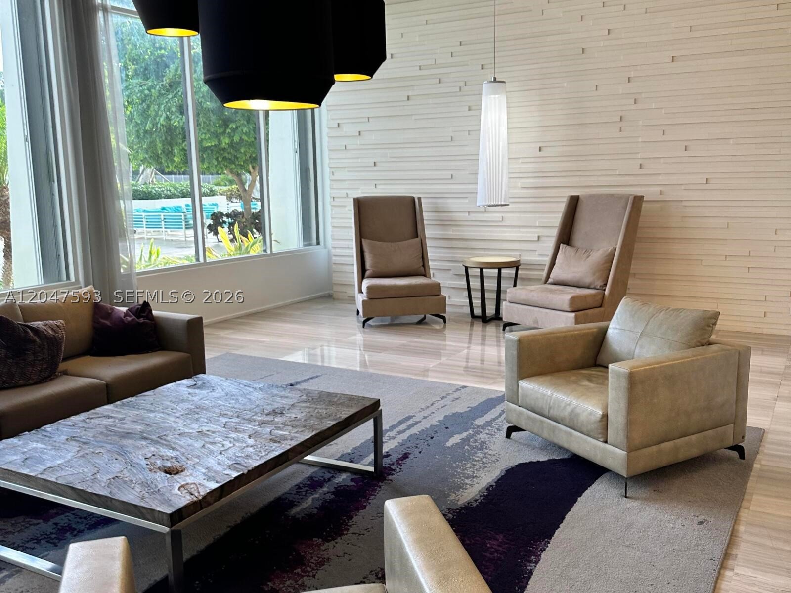 image Arlen House East12