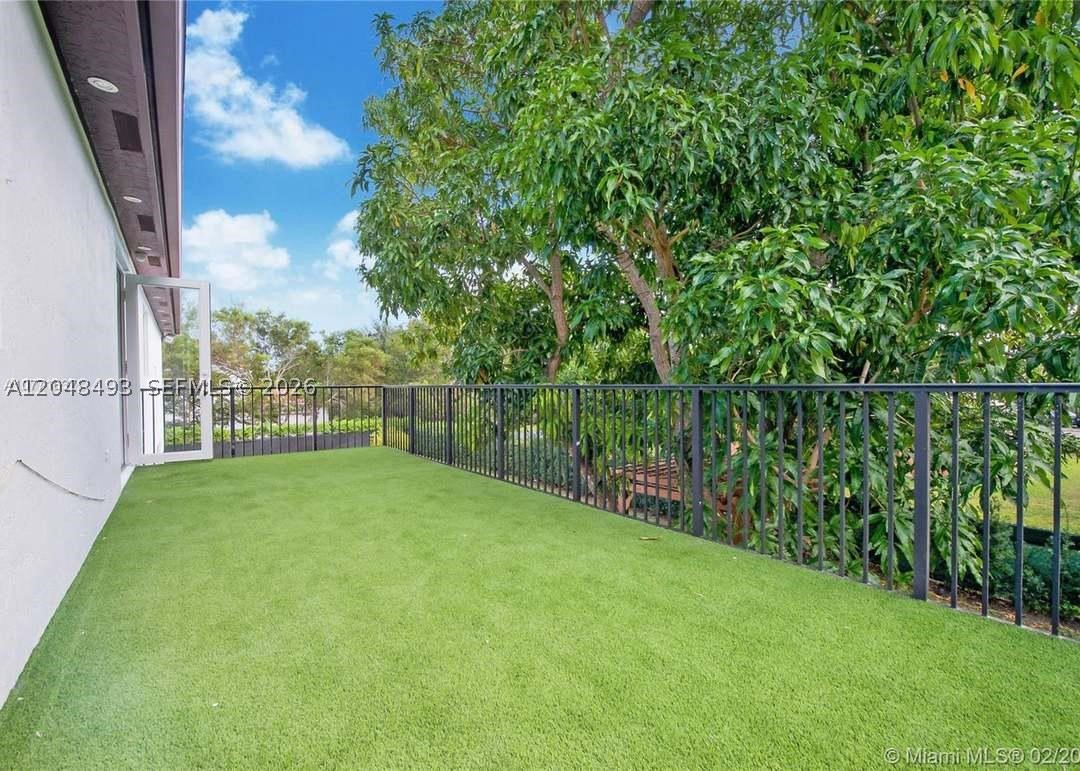 8164 SW 171st St Palmetto Bay, FL 33157