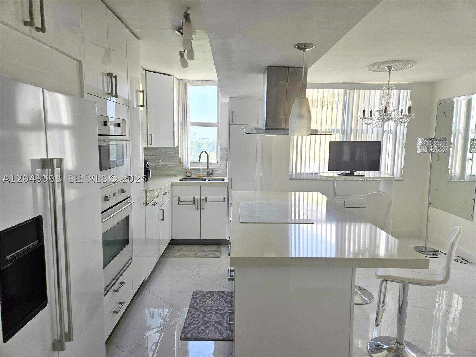 image Isola Condo4