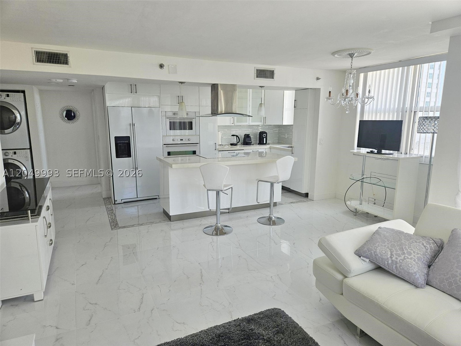 image Isola Condo7