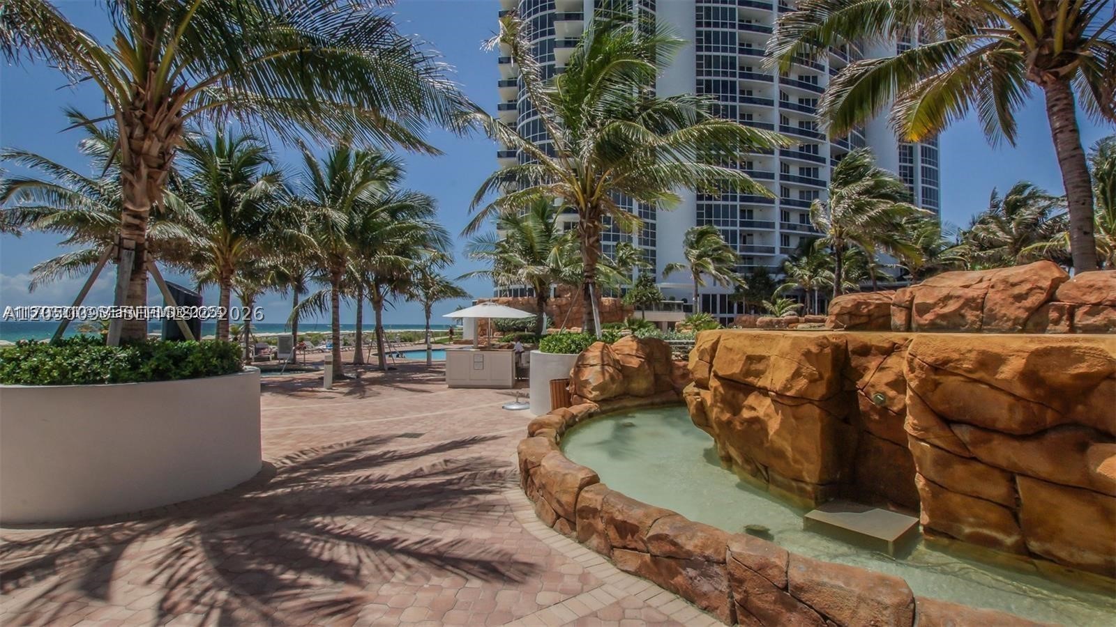 image Trump Palace17