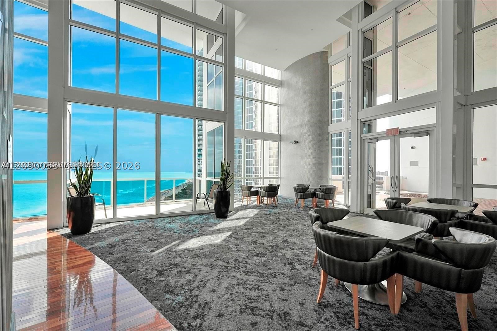image Trump Palace18