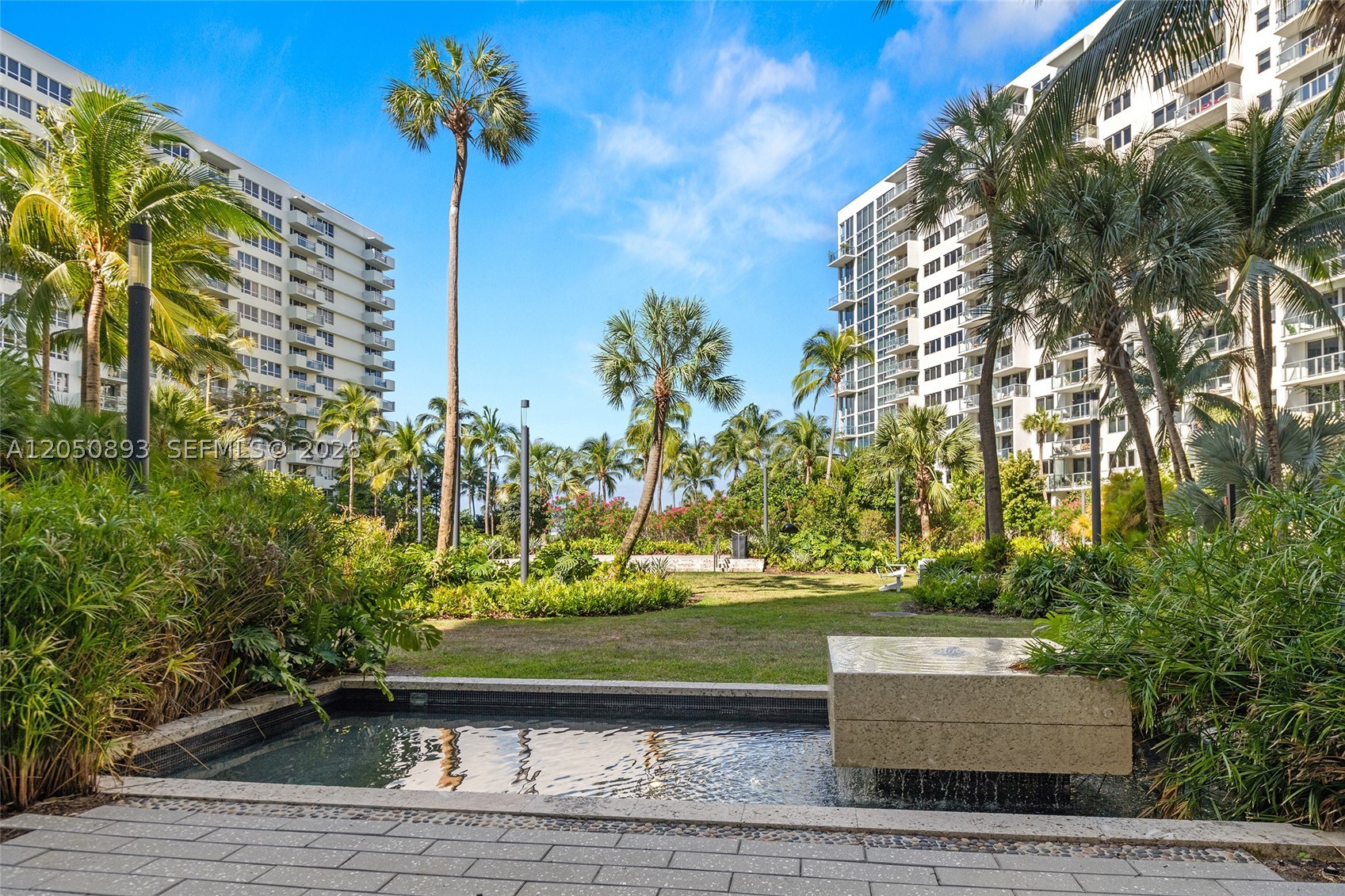 image Flamingo South Beach14