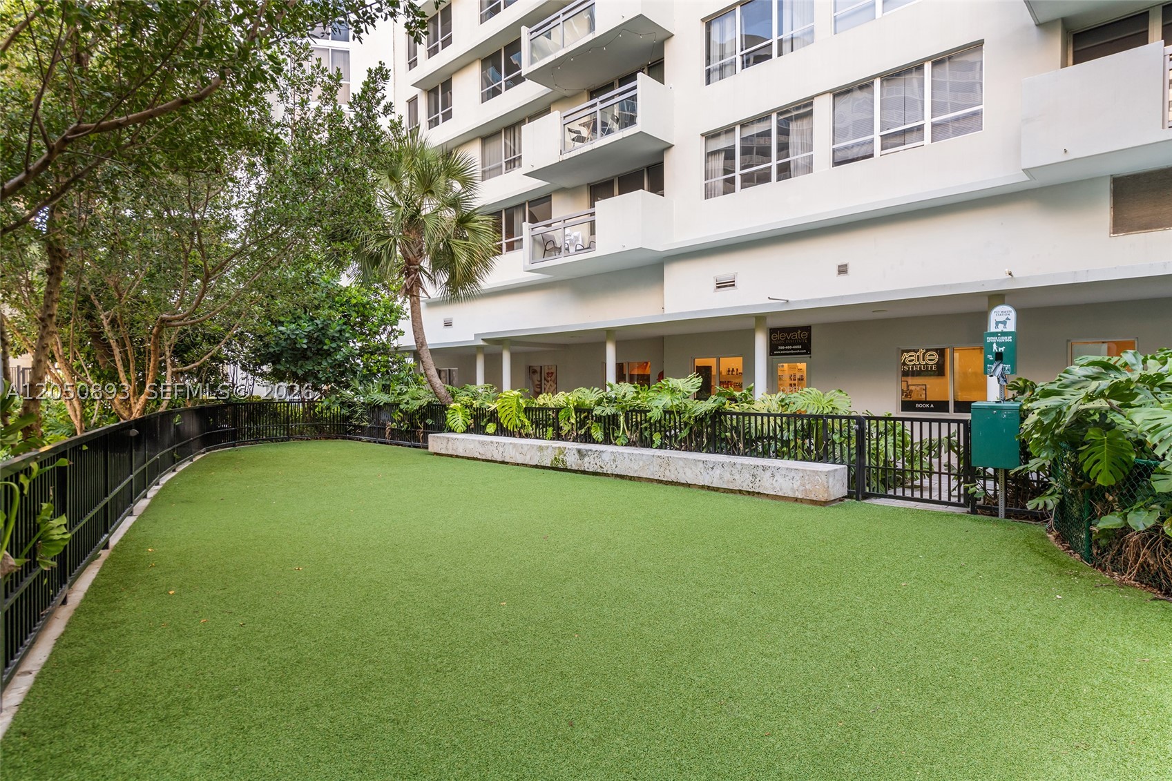 image Flamingo South Beach15