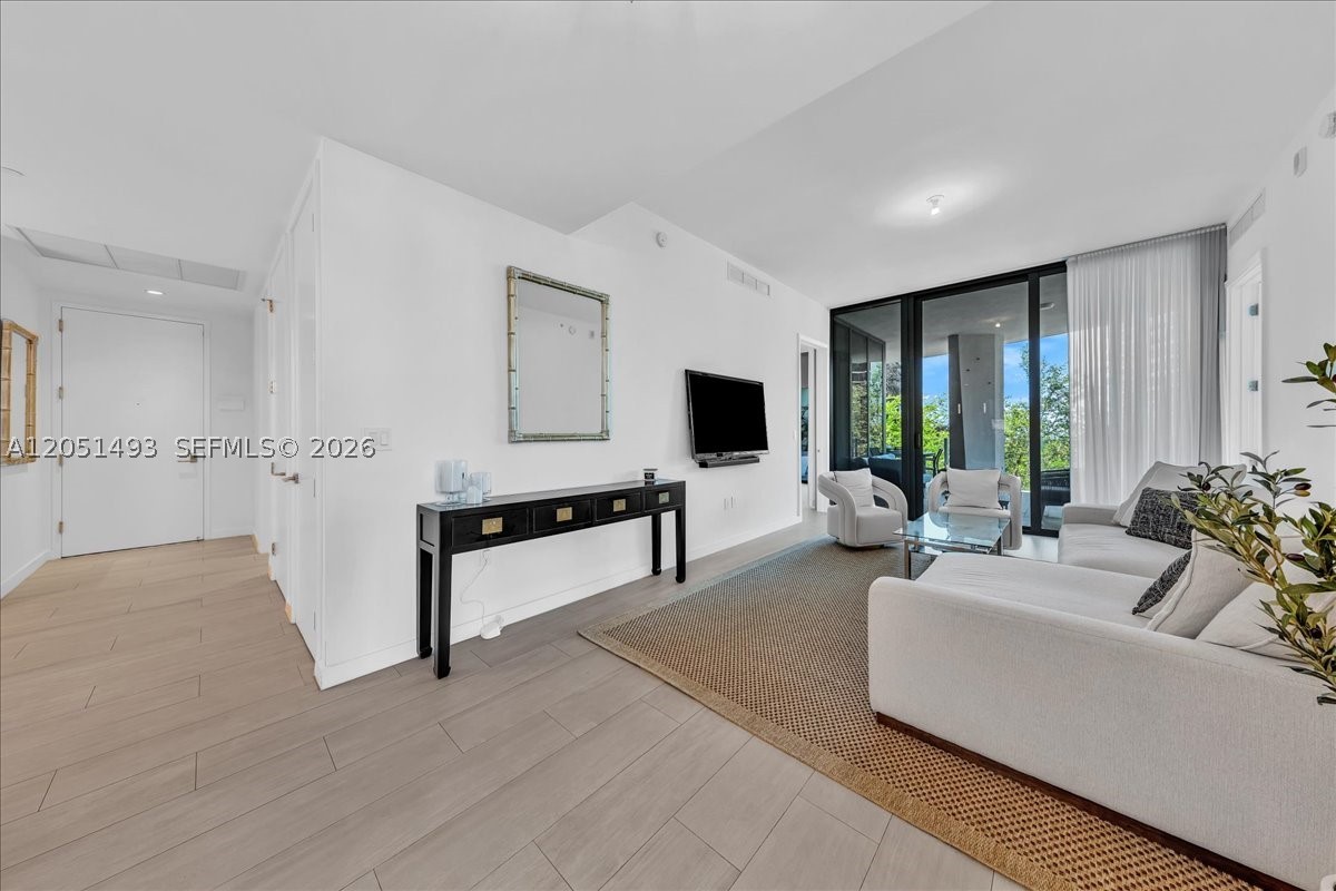 image Park Grove Club Residences14