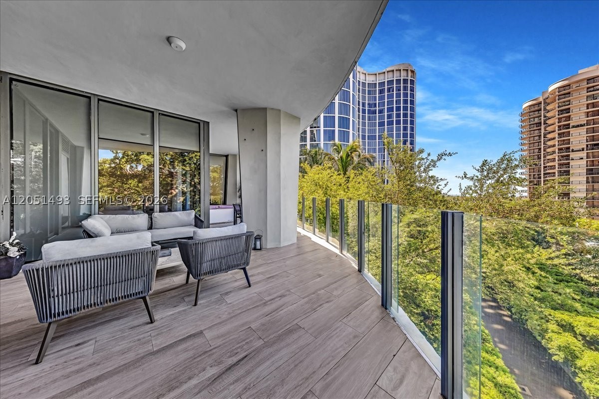 image Park Grove Club Residences37