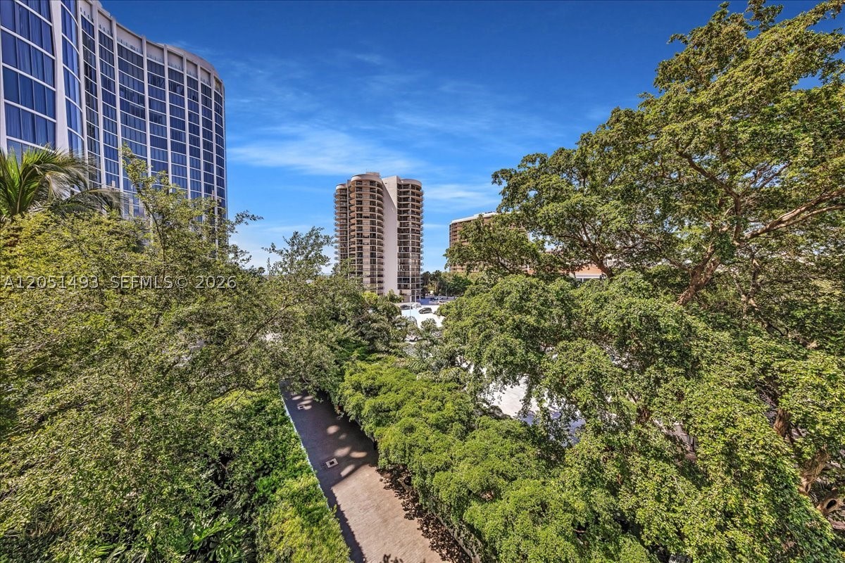 image Park Grove Club Residences50