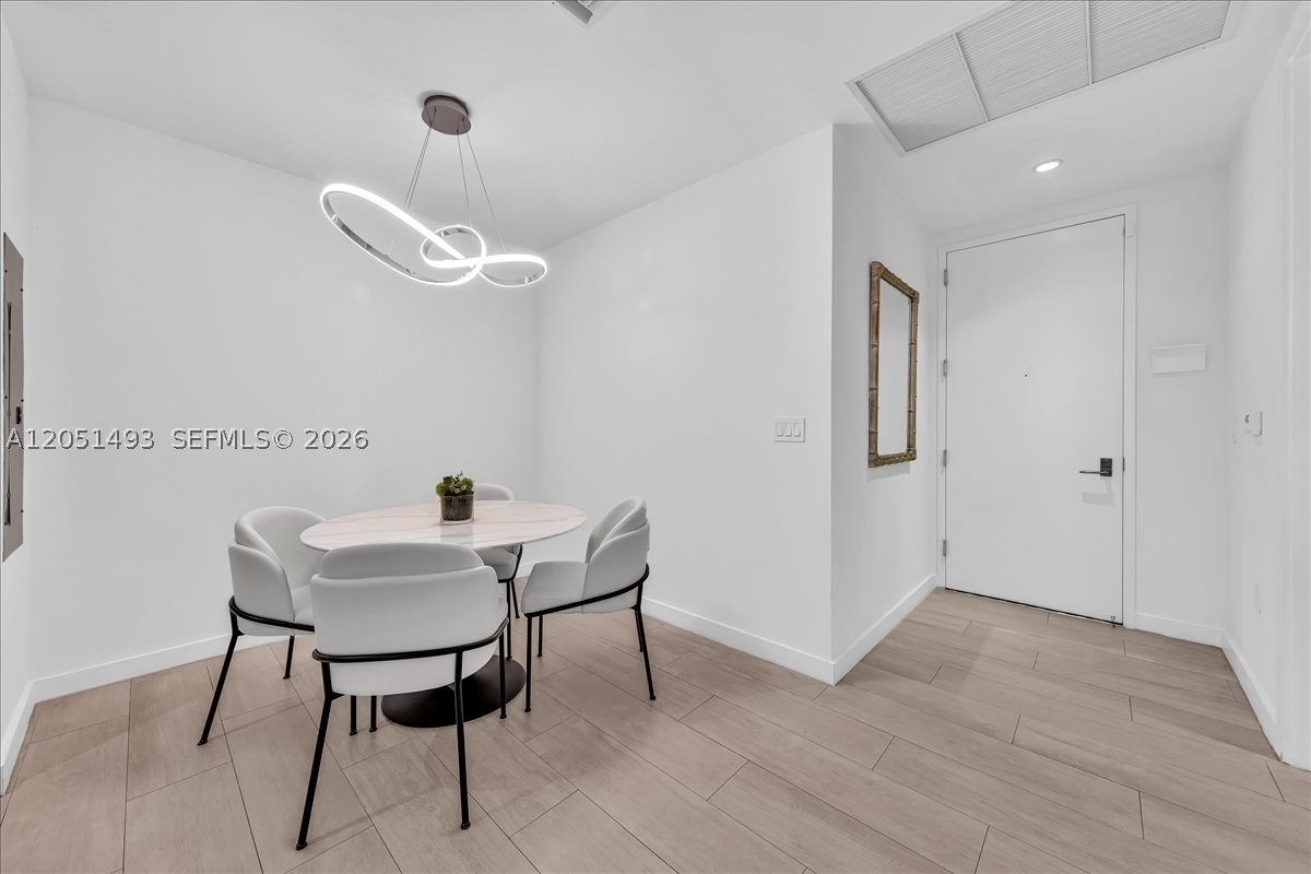 image Park Grove Club Residences5
