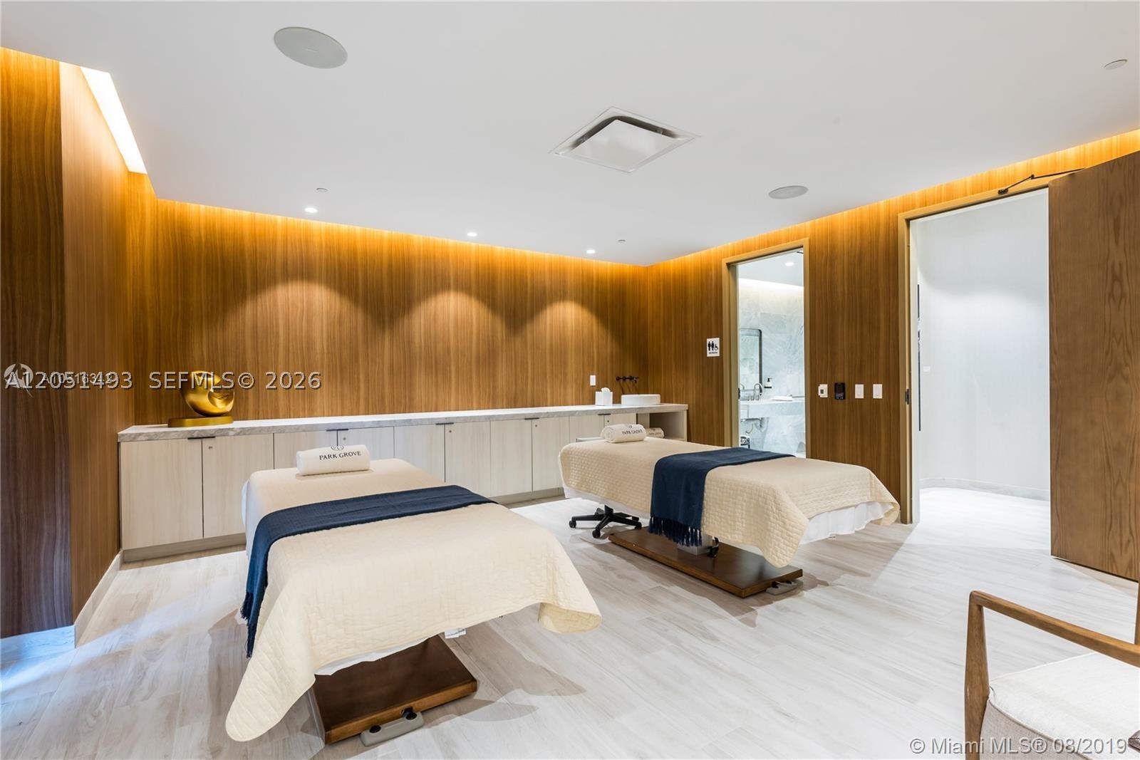 image Park Grove Club Residences77
