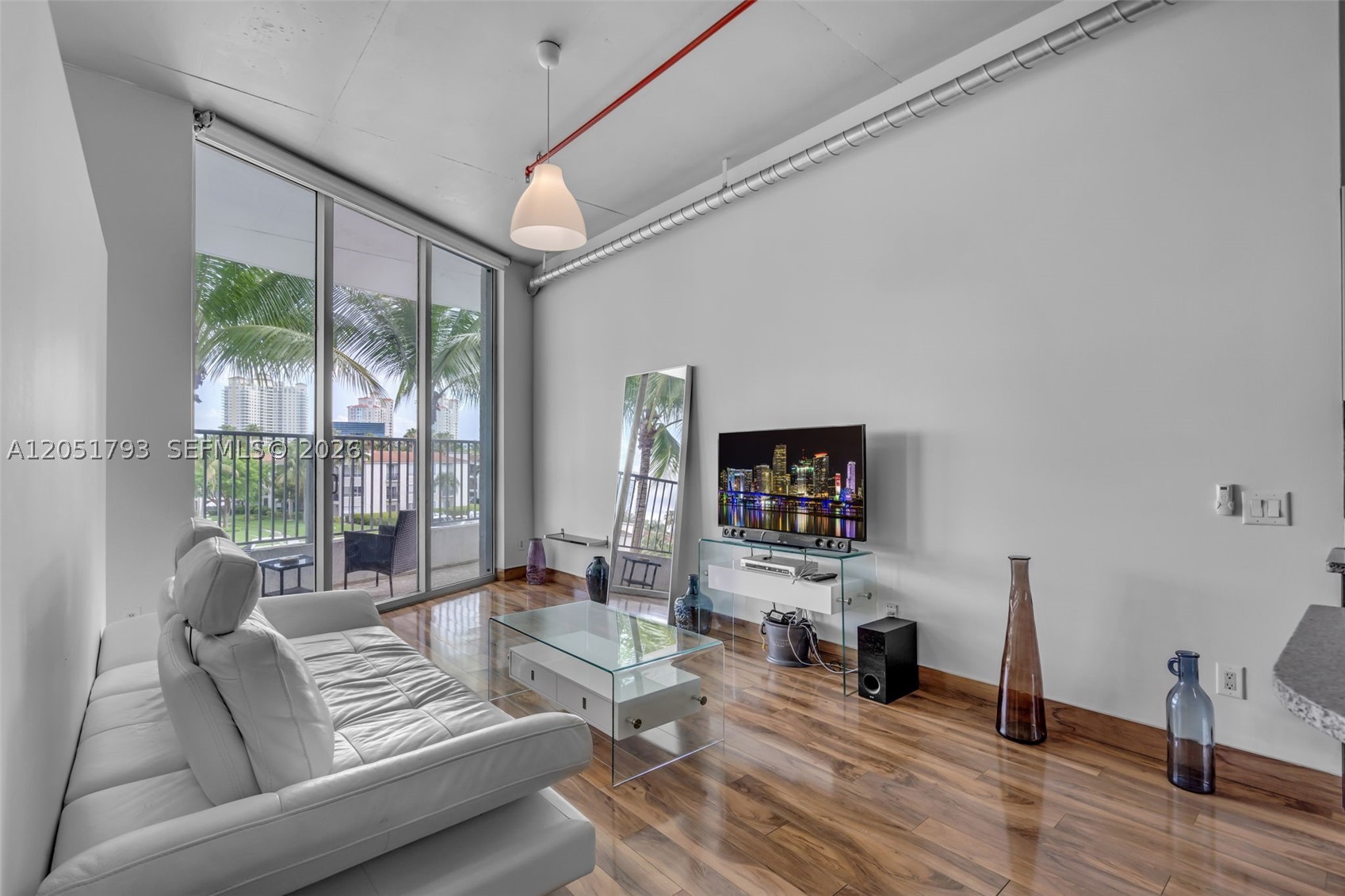 image Uptown Marina Lofts6