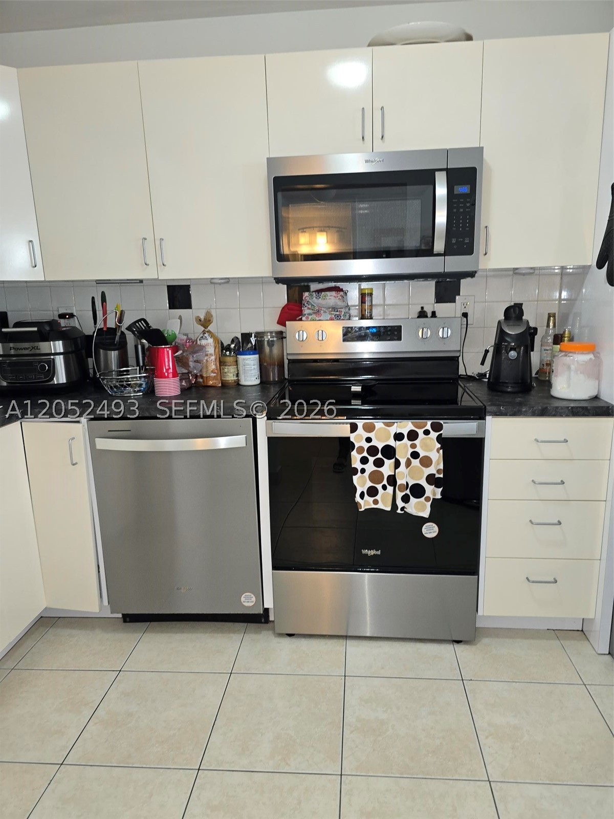 image Brickell Place II1