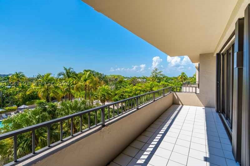 image Emerald Bay at Key Colony25