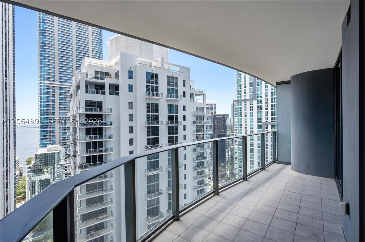 image Brickell Flatiron21