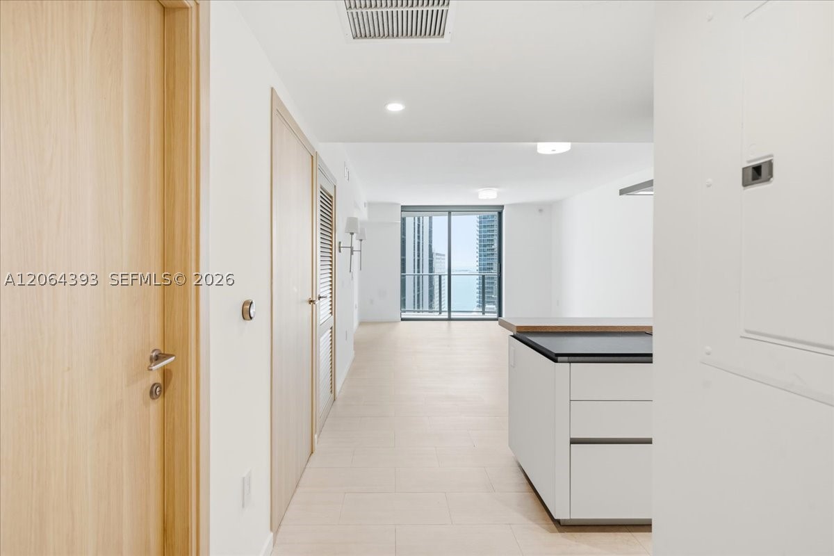 image Brickell Flatiron6