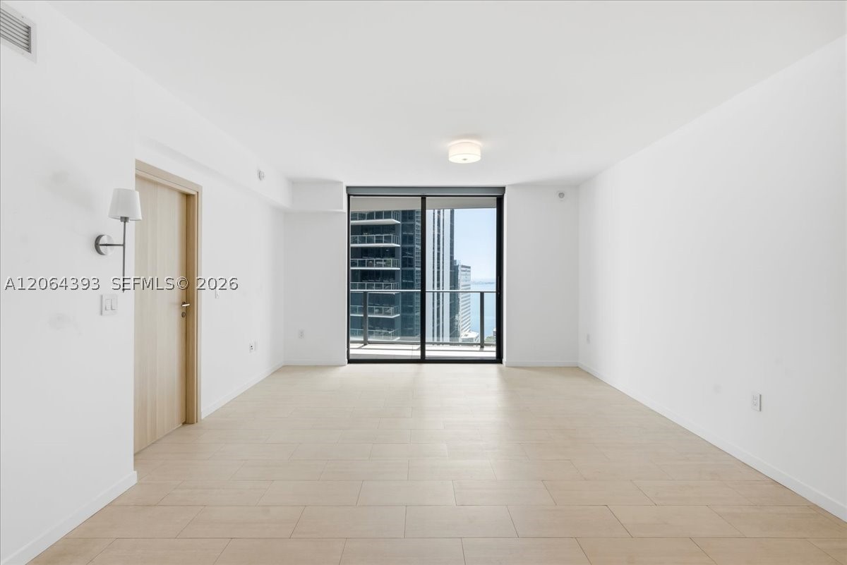 image Brickell Flatiron7