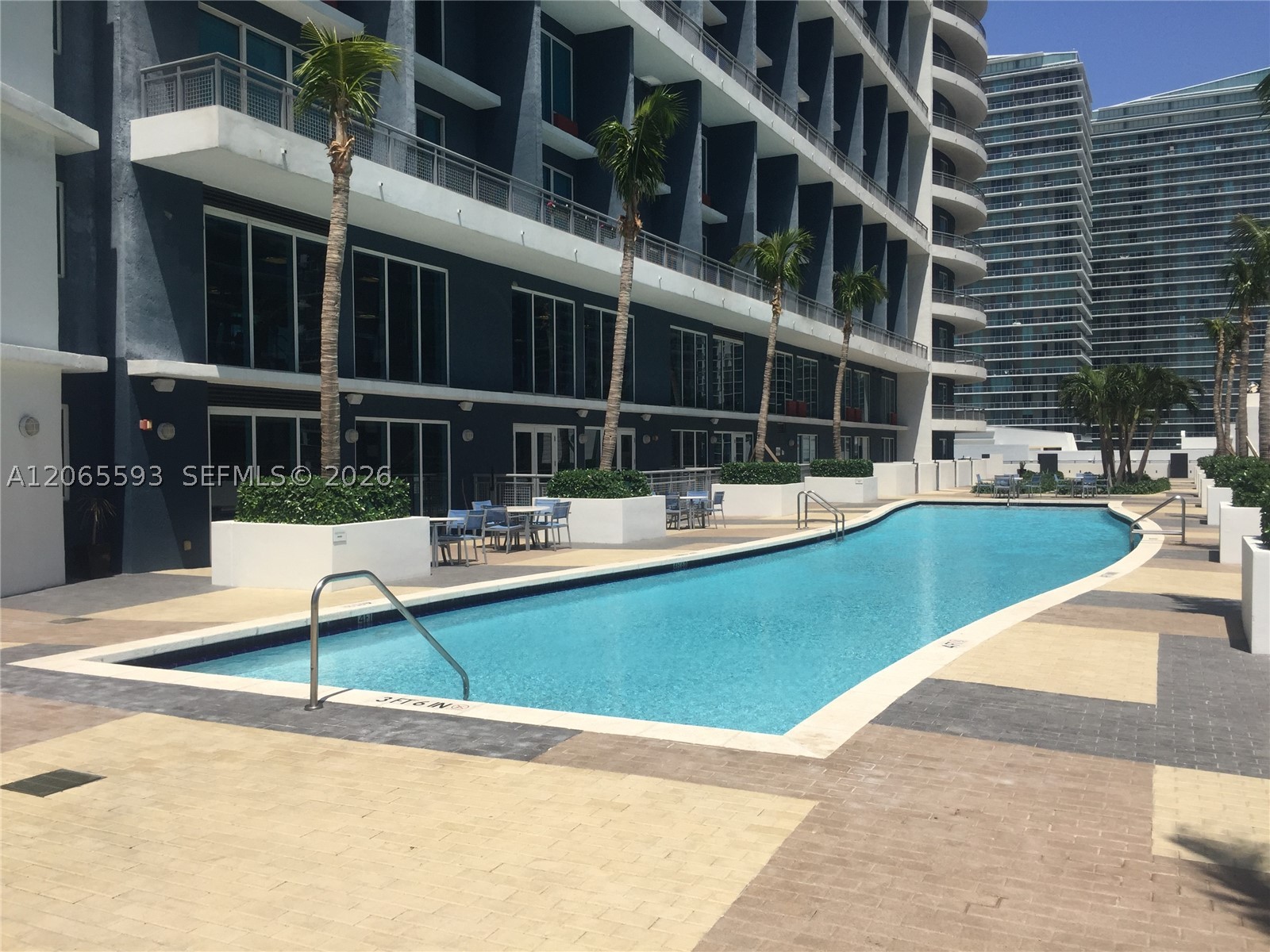 image Infinity at Brickell10