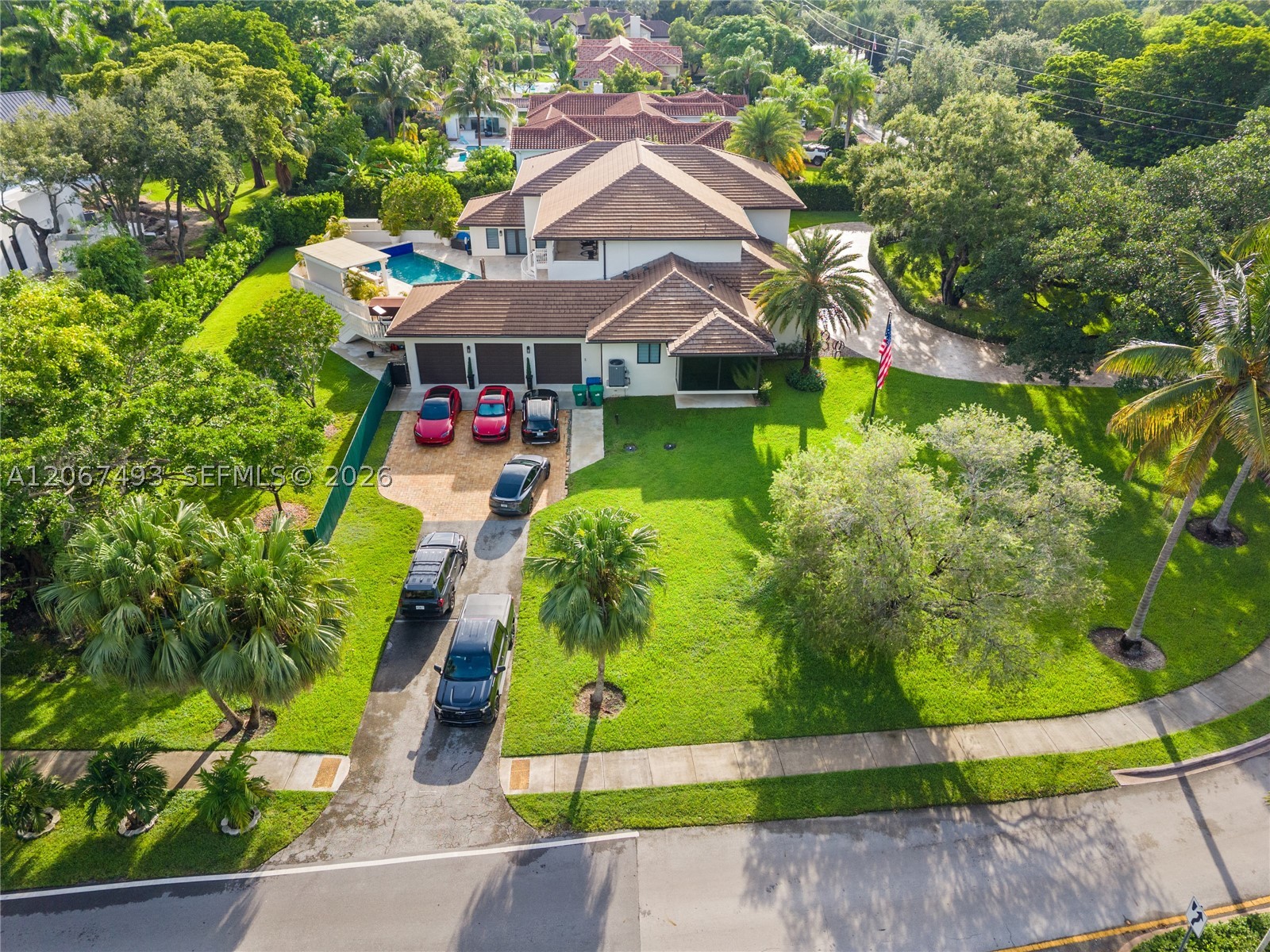 5720 SW 128th St Pinecrest, FL 33156