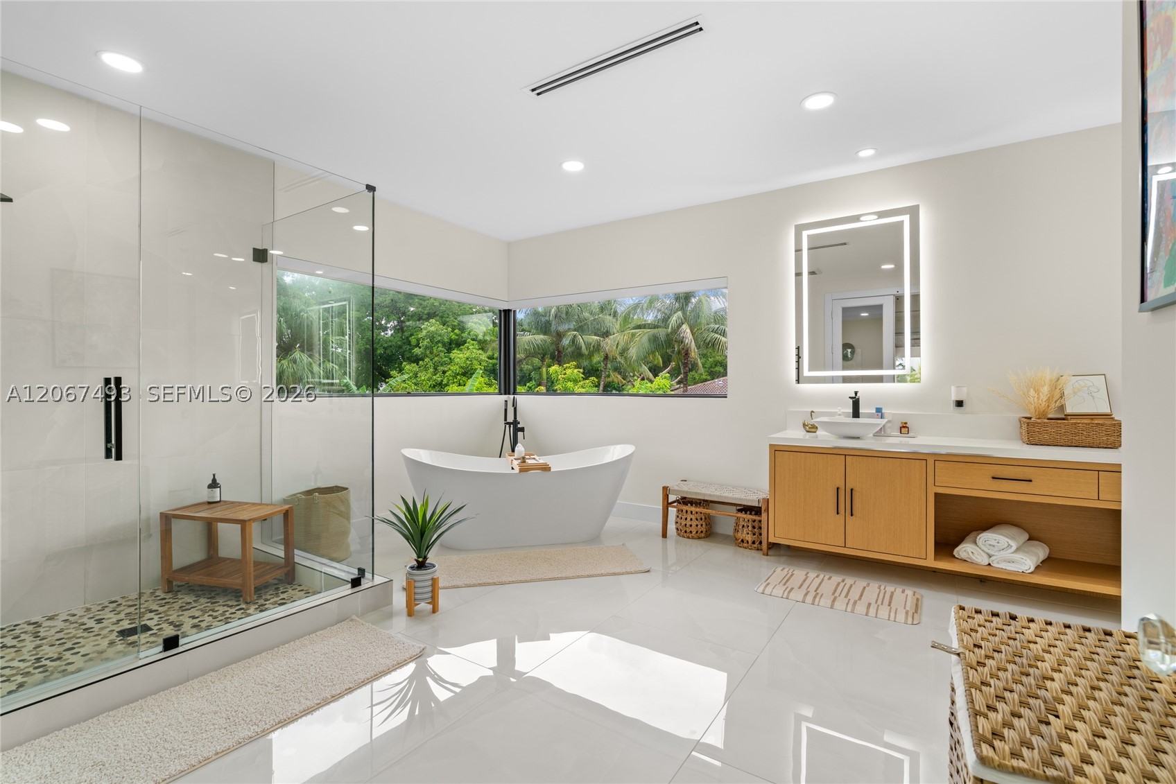 5720 SW 128th St Pinecrest, FL 33156