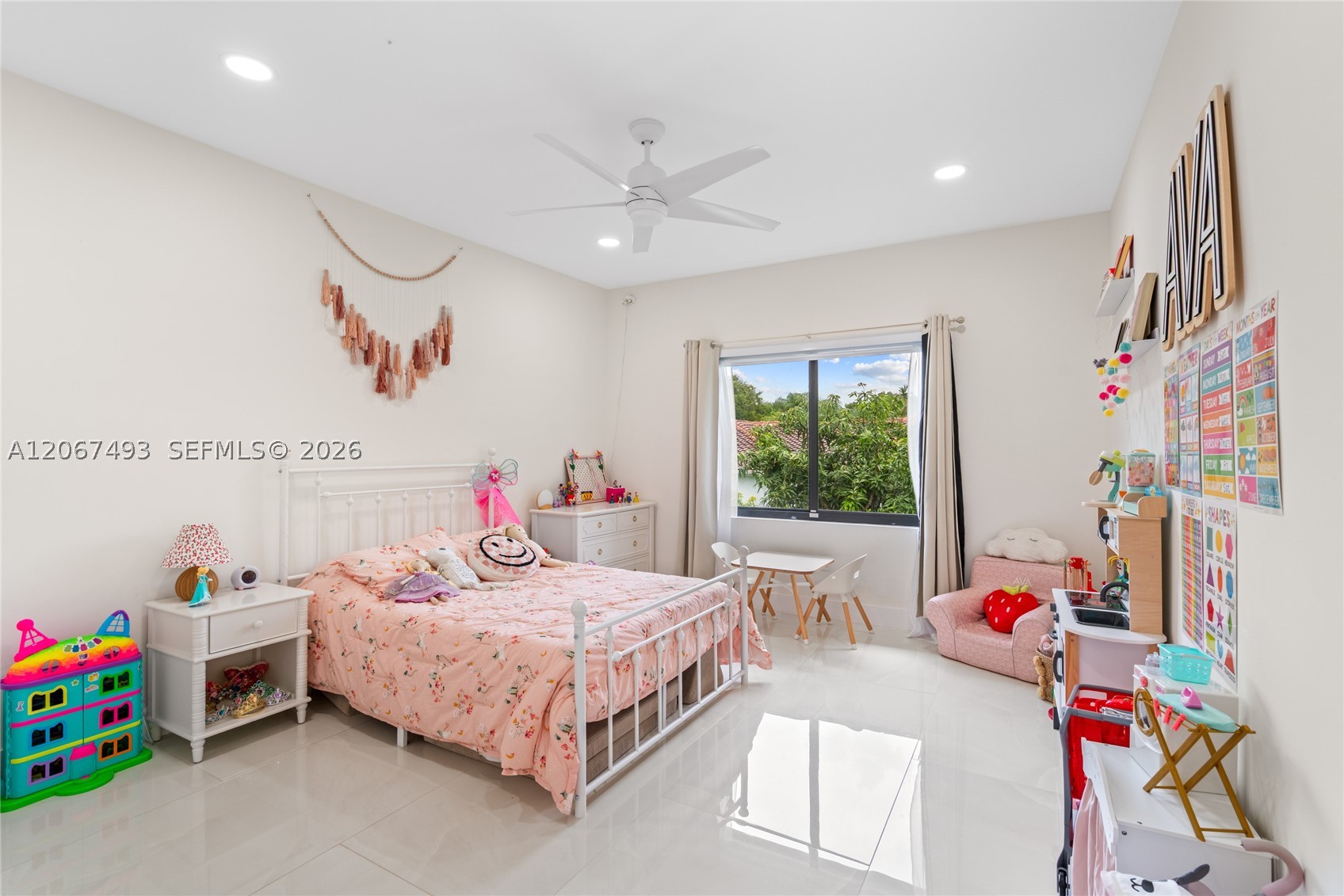 5720 SW 128th St Pinecrest, FL 33156