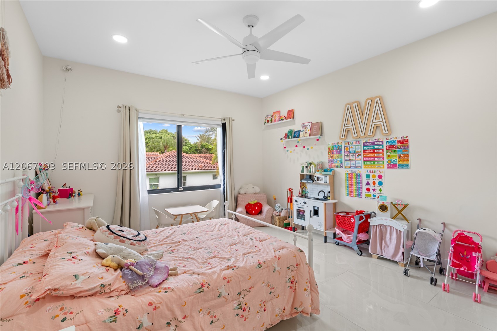 5720 SW 128th St Pinecrest, FL 33156