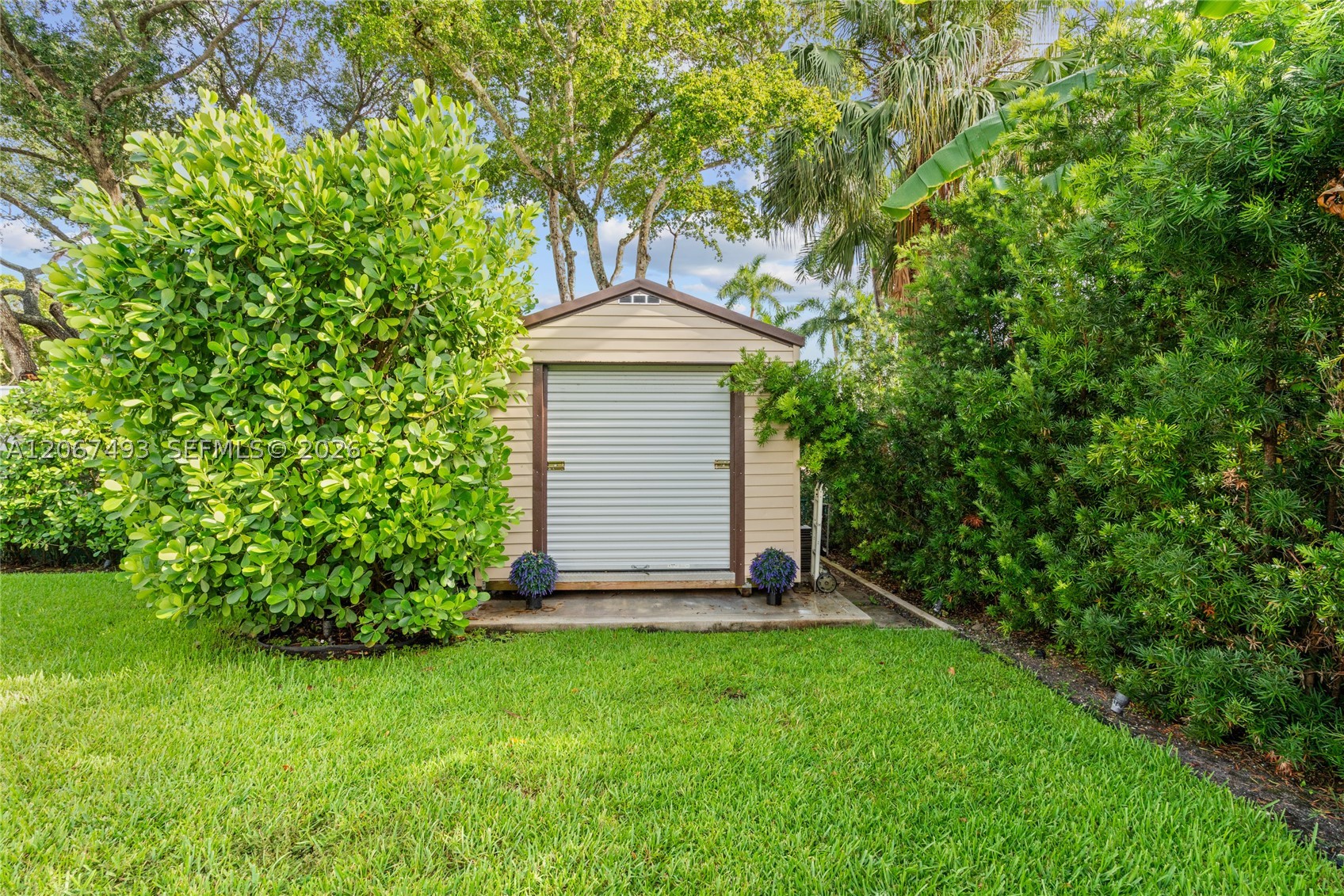5720 SW 128th St Pinecrest, FL 33156