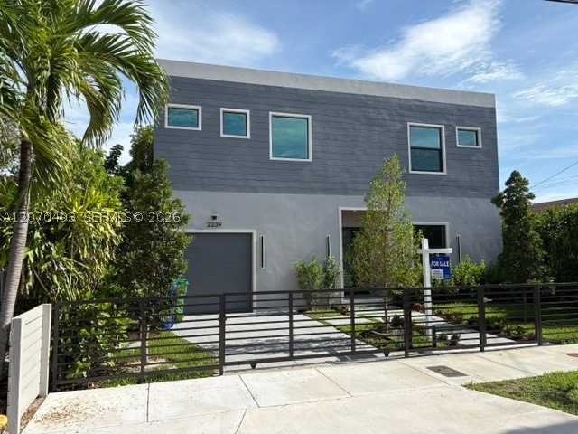 2239 SW 14th St Miami, FL 33145