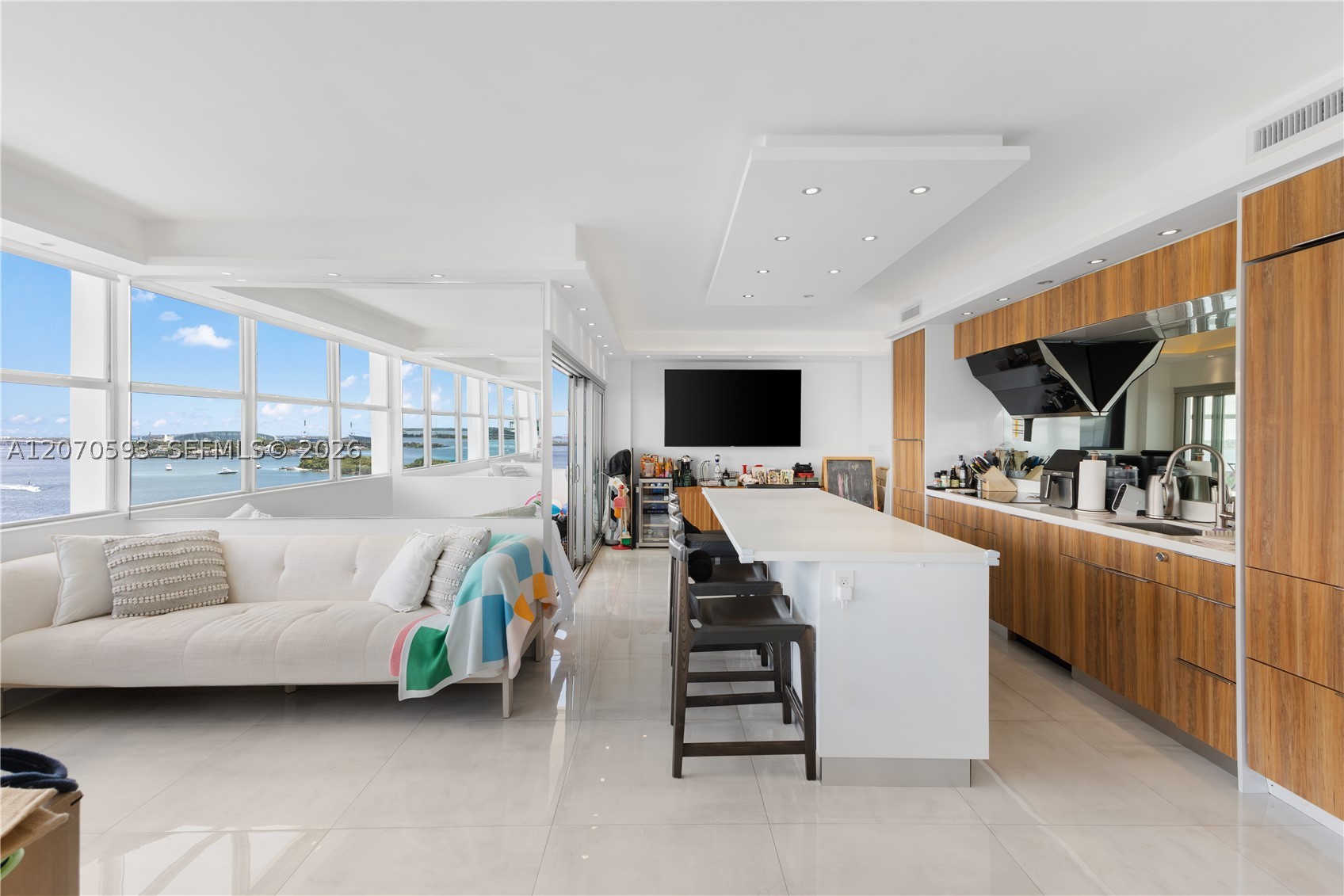 3 Island Ave #14D