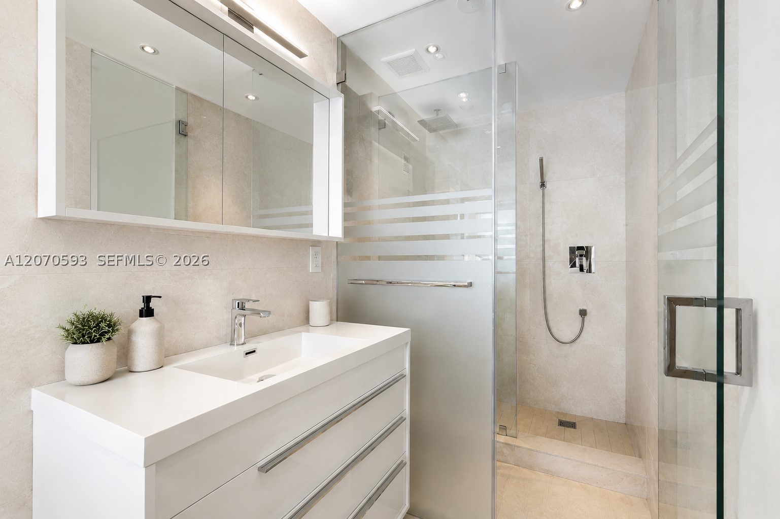 3 Island Ave #14D Miami Beach, FL 33139
