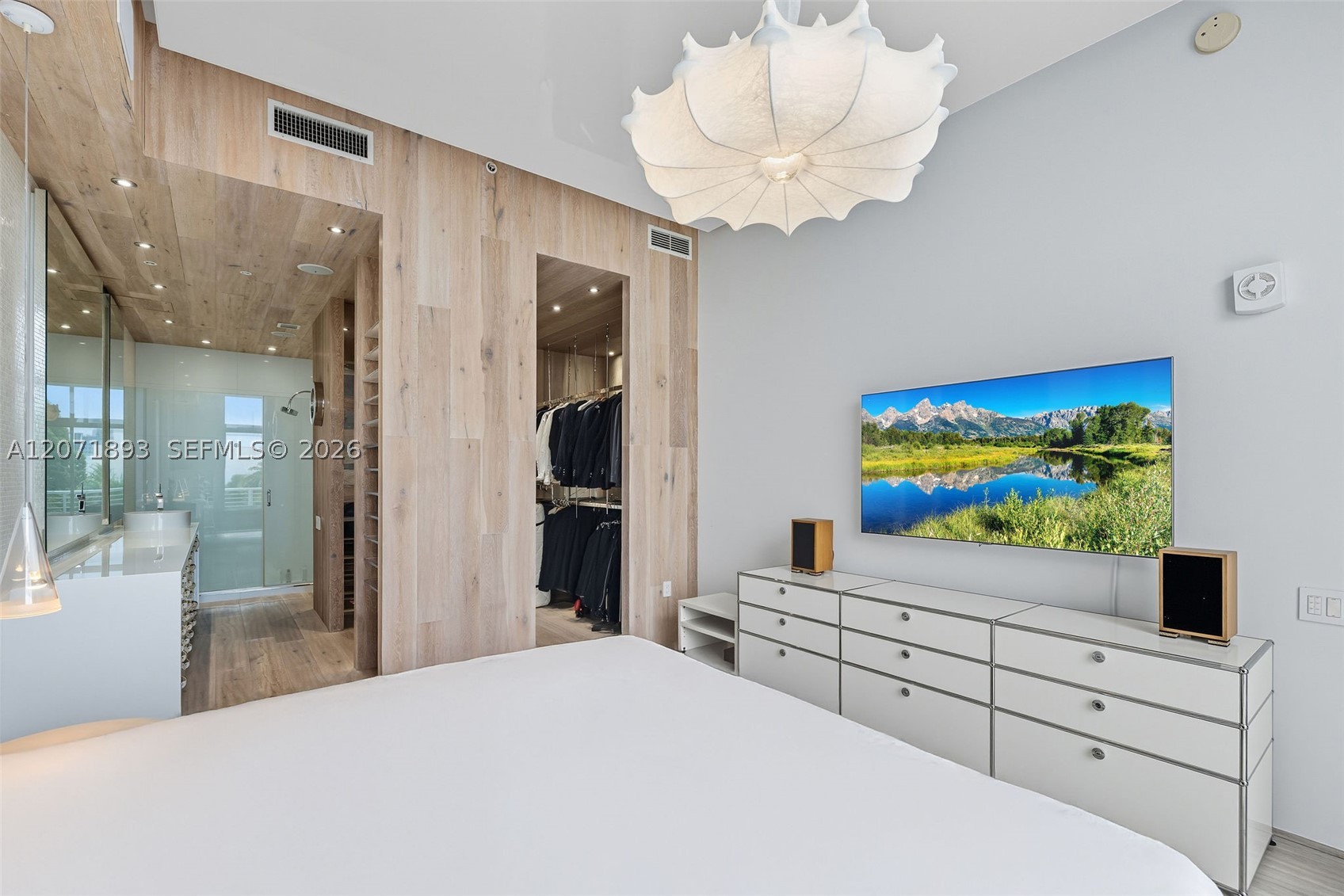 image Meridian Lofts13