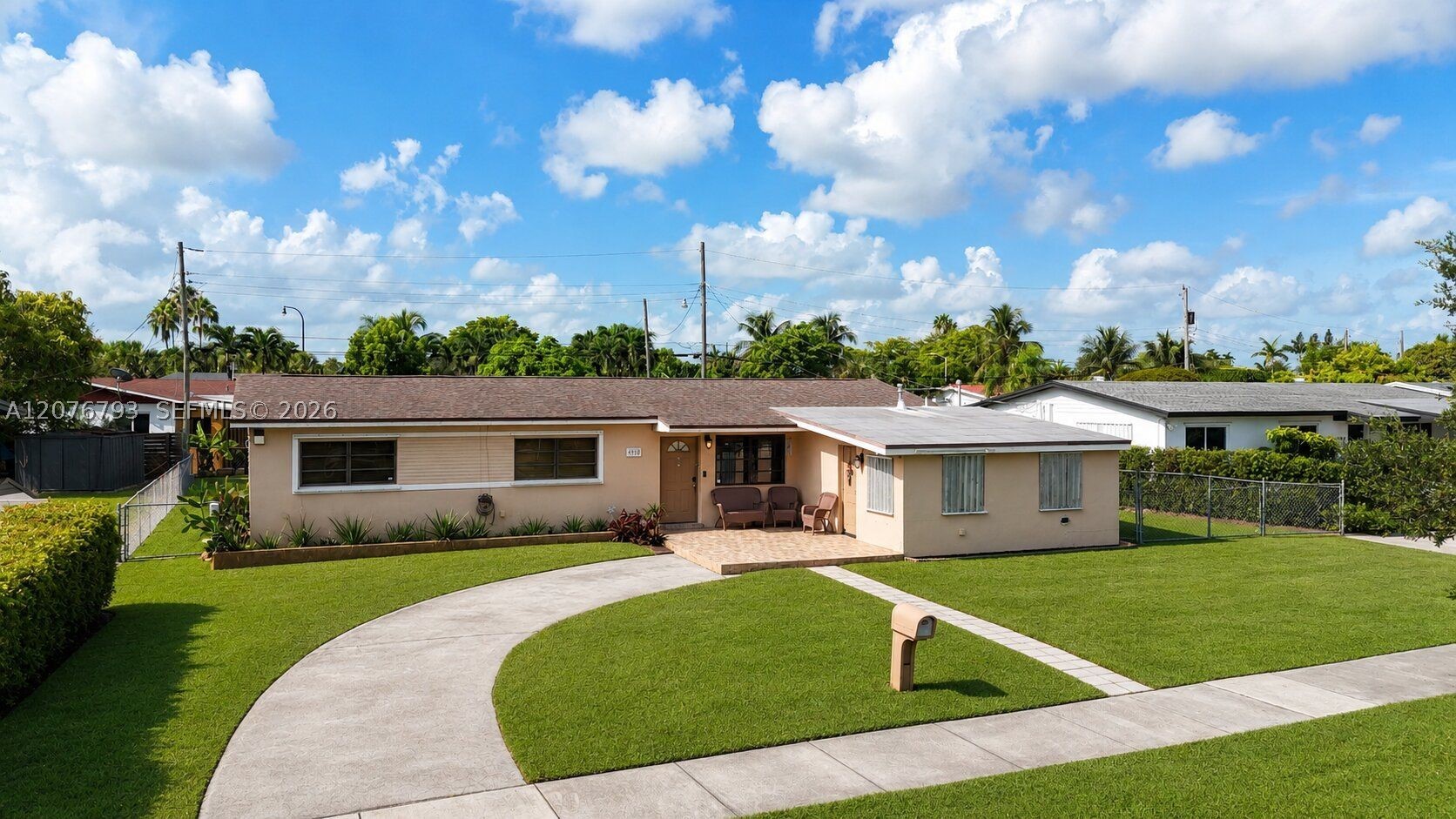 9500 Cutler Rdg Dr