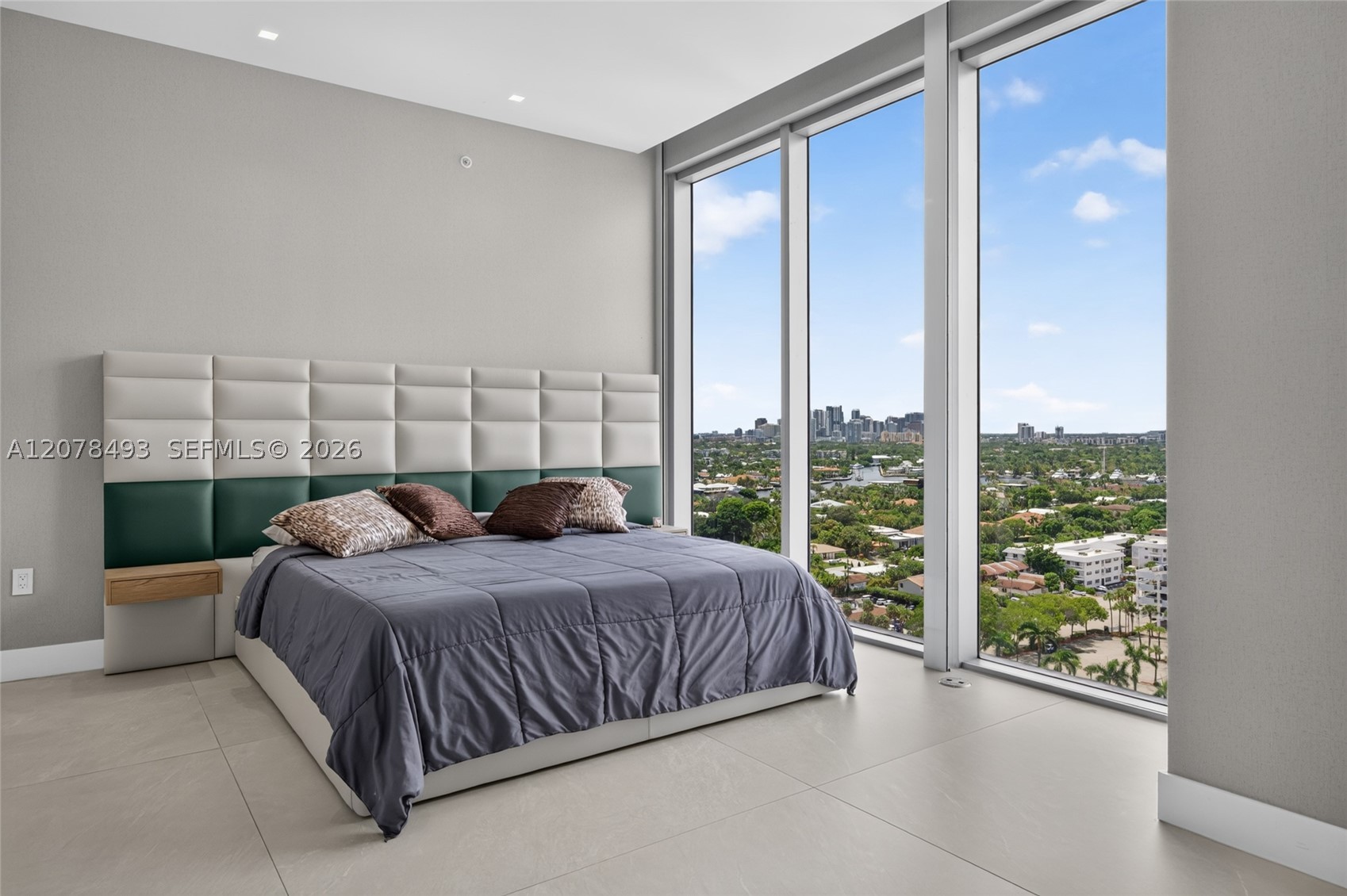 920 Intracoastal Dr #PH2 Fort Lauderdale, FL 33304