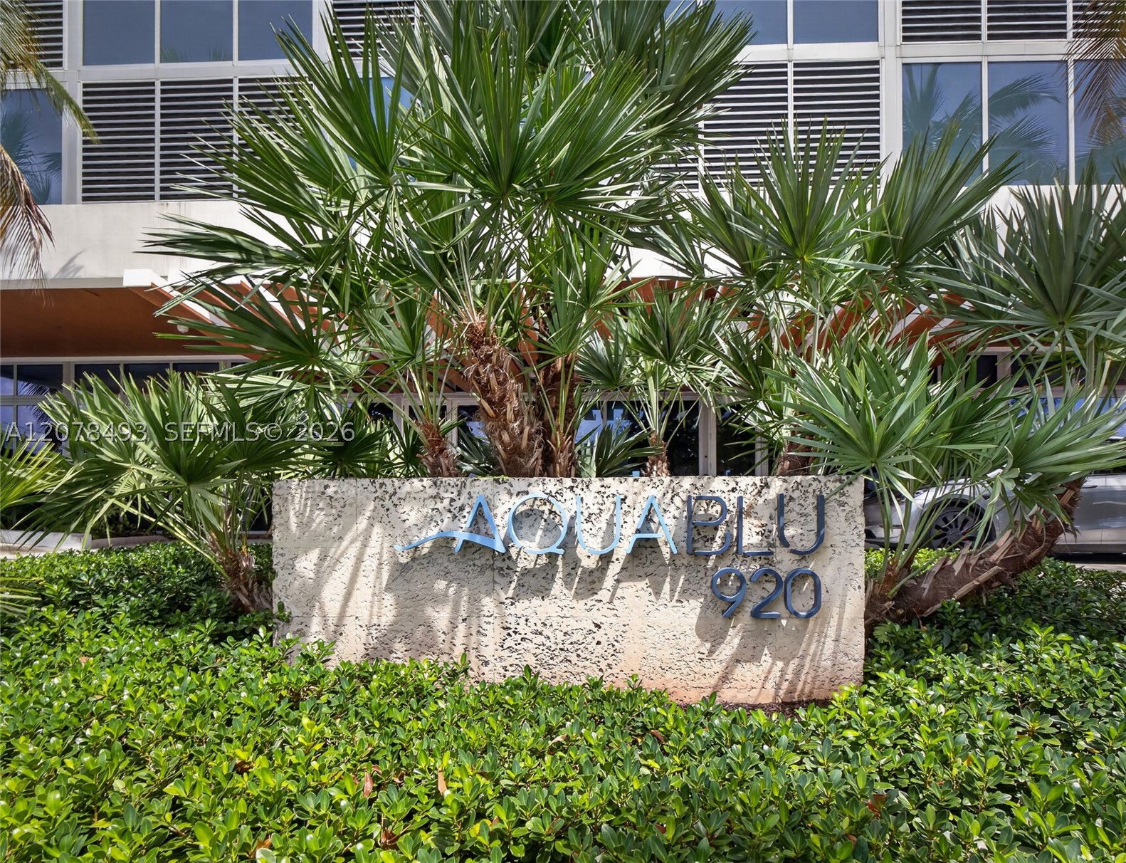 920 Intracoastal Dr #PH2 Fort Lauderdale, FL 33304