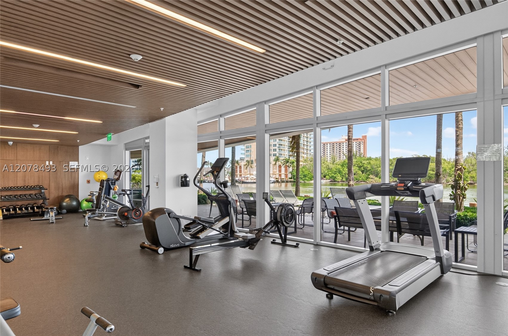 920 Intracoastal Dr #PH2 Fort Lauderdale, FL 33304
