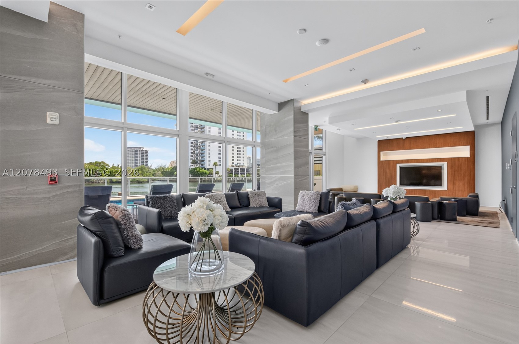 920 Intracoastal Dr #PH2 Fort Lauderdale, FL 33304