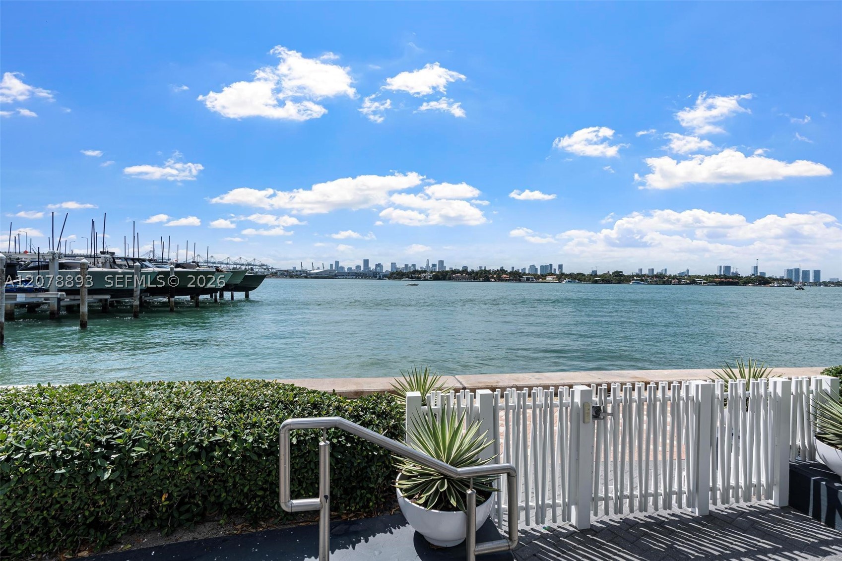 image Bentley Bay South42