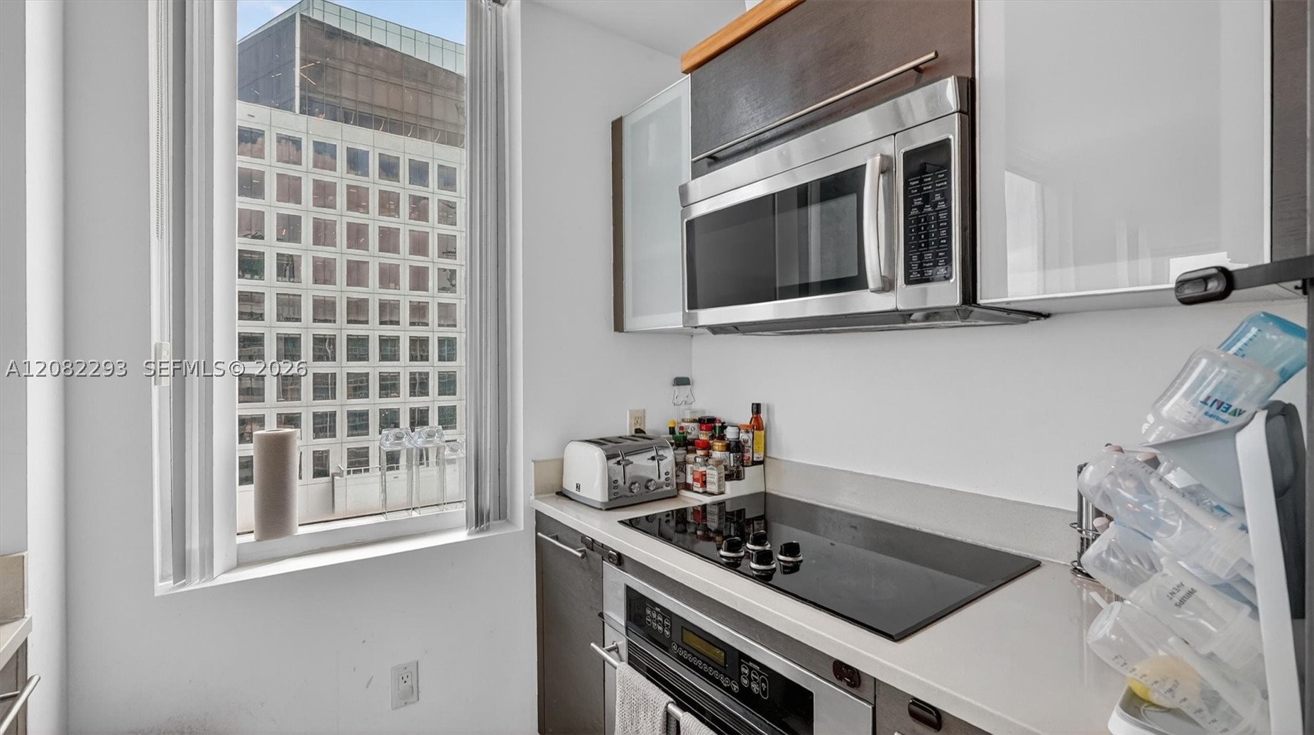 image 500 Brickell East12