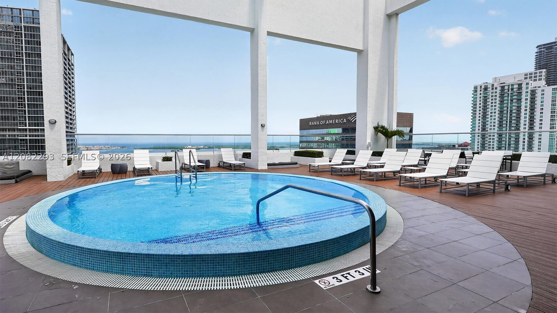 image 500 Brickell East35
