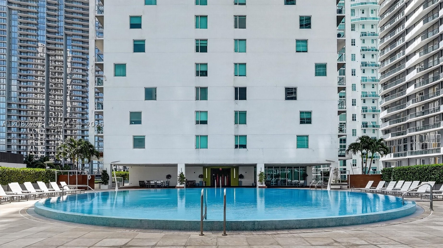 image 500 Brickell East41