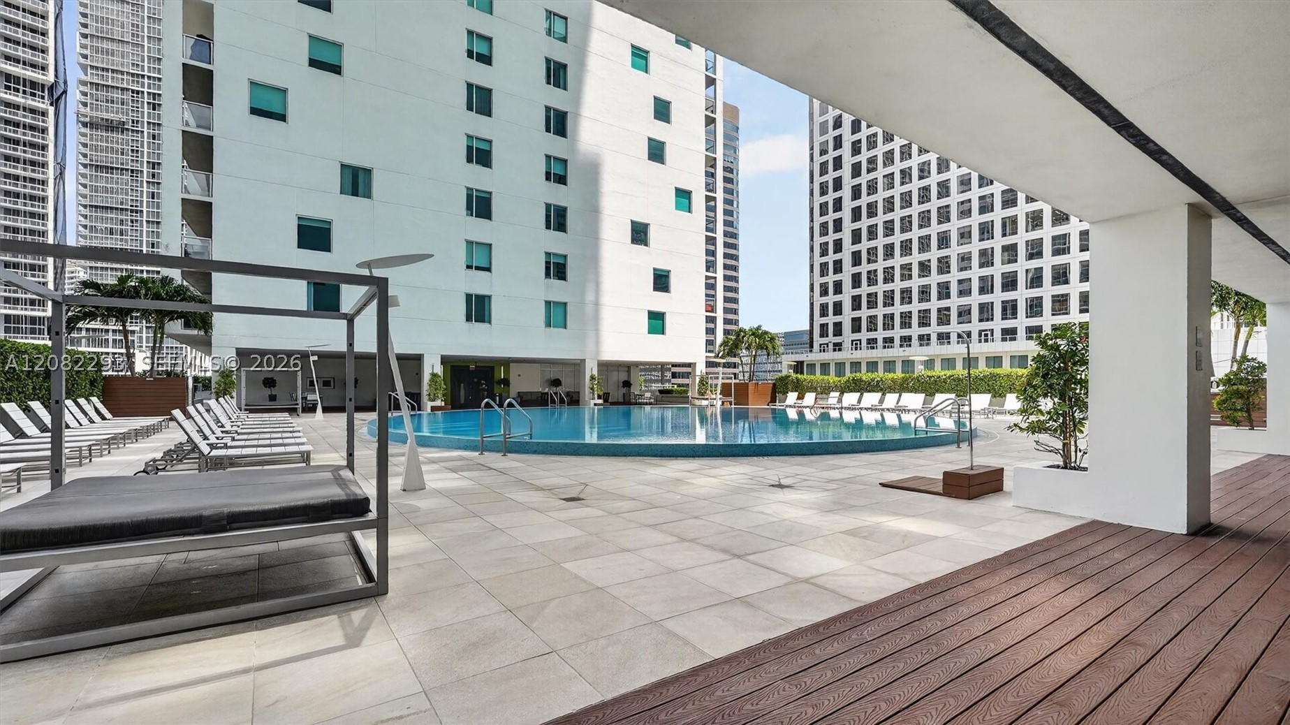 image 500 Brickell East43